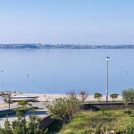 Apartment Nin - Vrsi At The Beach Exteriör bild